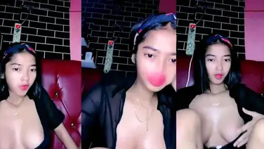 Hilly Livestream Goyangan Ekstrem Bikin Ribuan Penonton Pecah